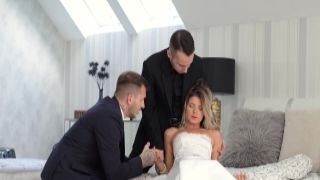 Mature housewife Alexandra is masturbating her attractive pussy